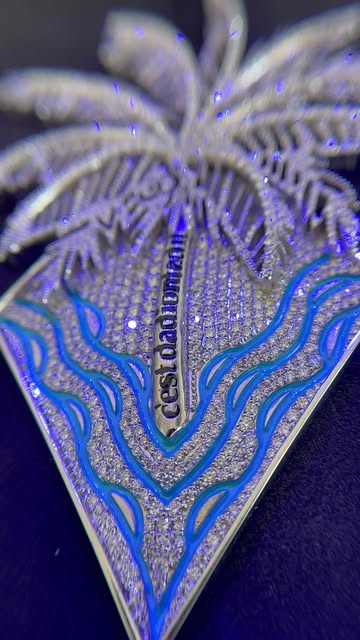 Post Instagram ICE COLD JEWELRY